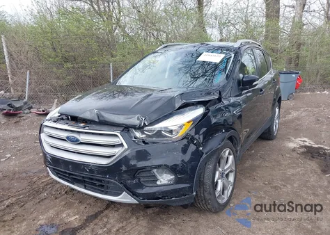 2019 Ford Escape Titanium из США, поврежденный, VIN 1FMCU9J91KUC42161